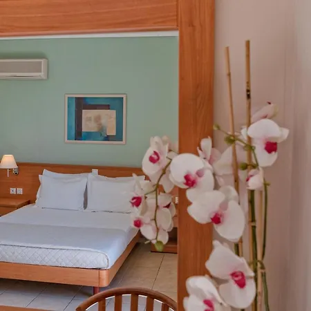 Отель Aeolos Beach 4*